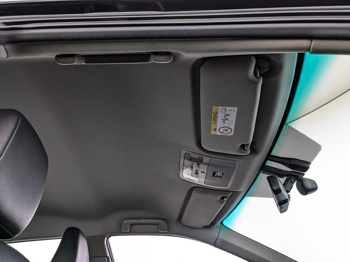 Б/У Тойота Камри 2017 года. Фото: #18