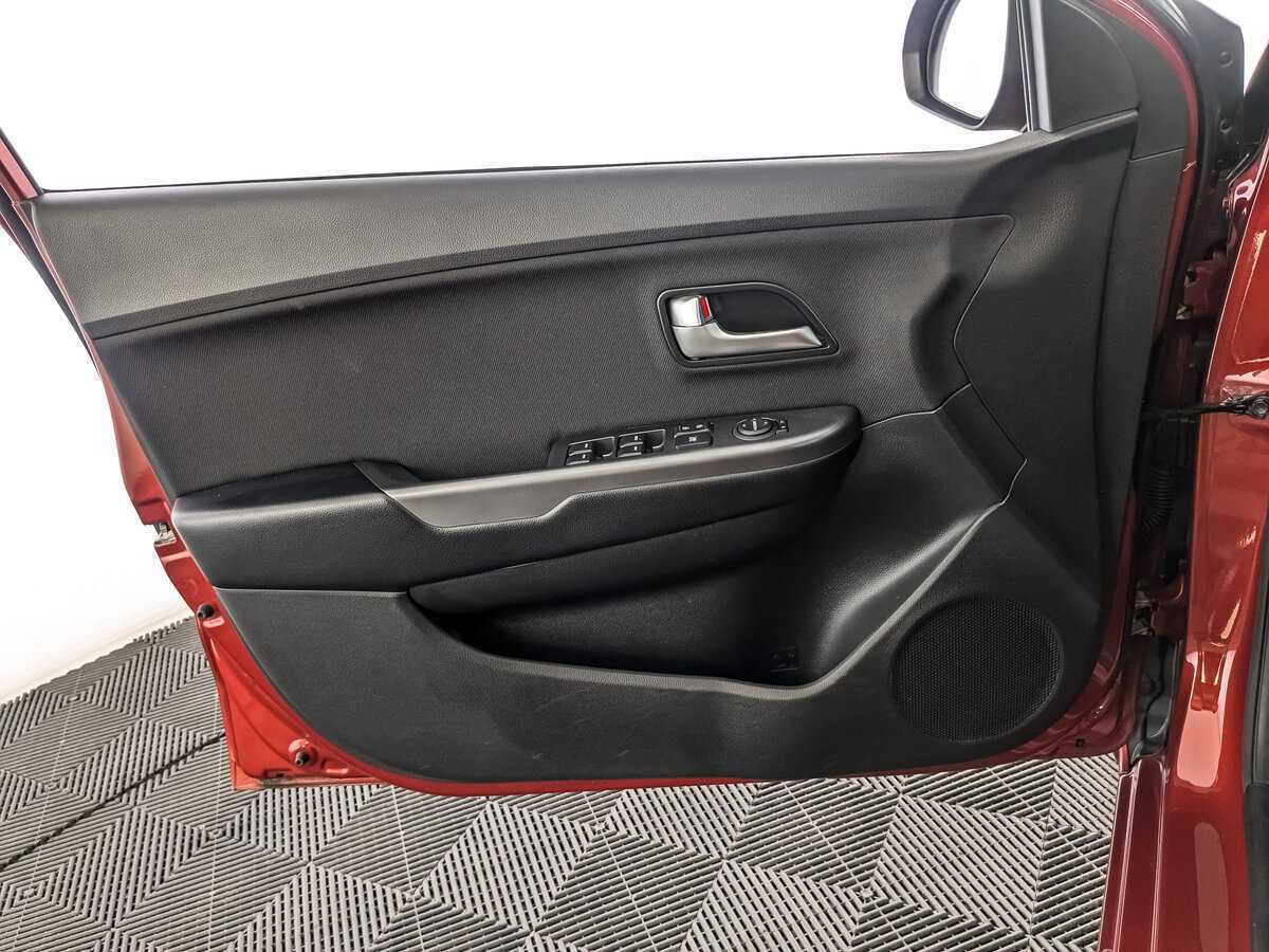 Б/У Киа Рио 2016 года. Фото: #14