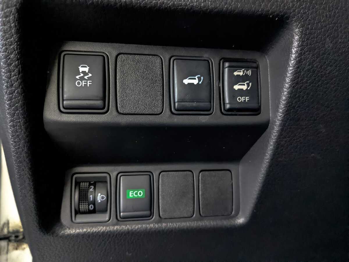 Б/У Ниссан Икс-Трейл 2017 года. Фото: #21