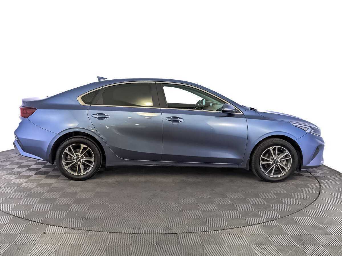 Б/У Киа Церато 2021 года. Фото: #3