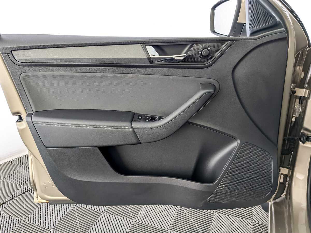 Б/У Шкода Рапид 2020 года. Фото: #14