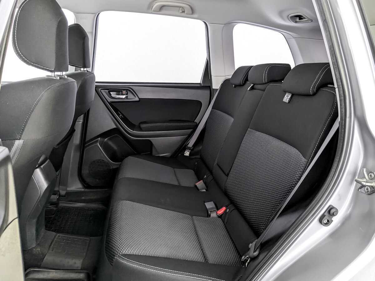 Б/У Субару Форестер 2015 года. Фото: #9