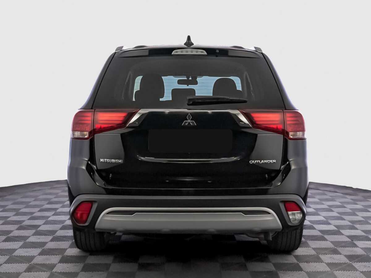 Б/У Митсубиши Оутлэндер 2019 года. Фото: #5