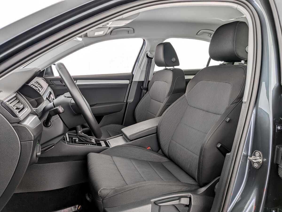 Б/У Шкода Суперб 2019 года. Фото: #15