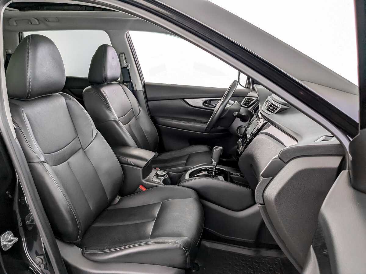 Б/У Ниссан Икс-Трейл 2017 года. Фото: #18