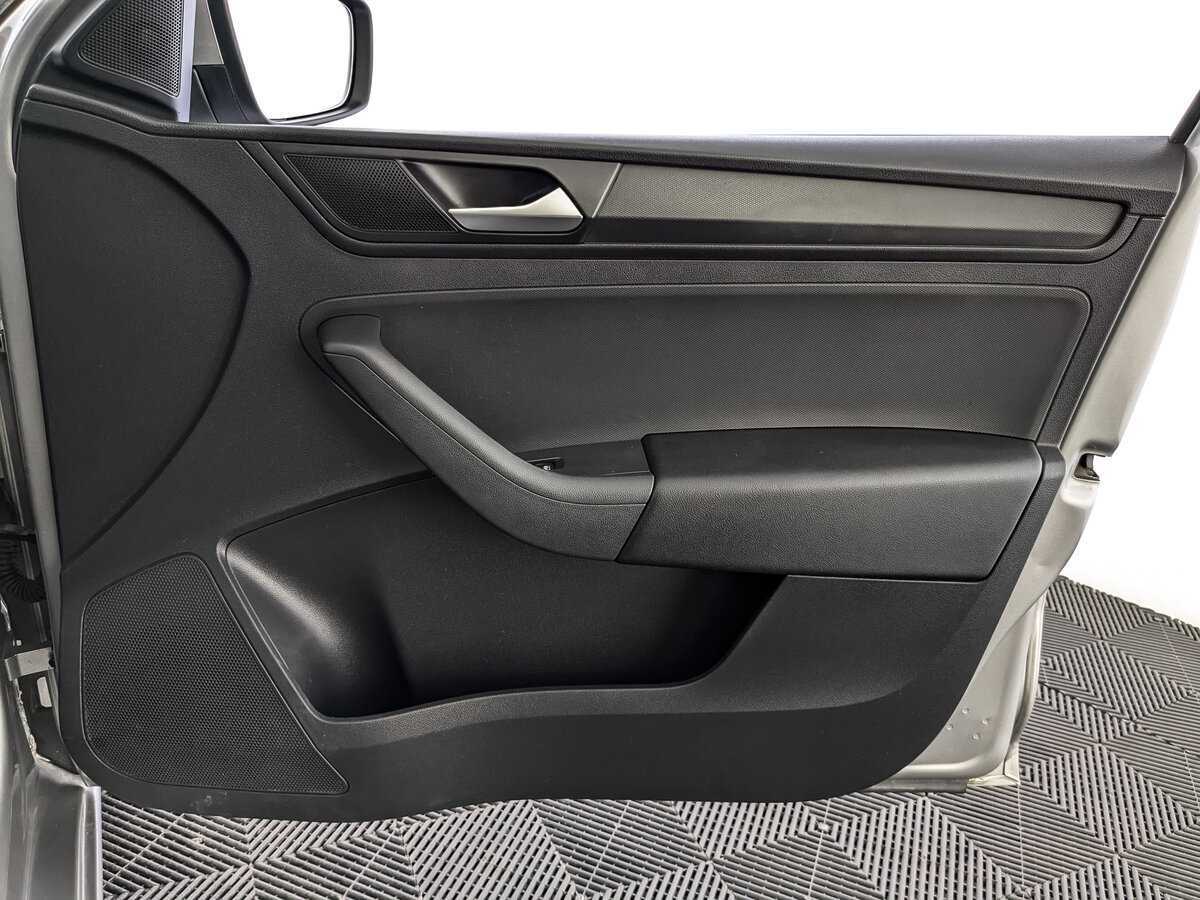 Б/У Фольксваген Поло 2021 года. Фото: #20