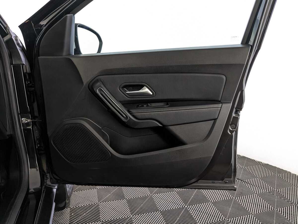 Б/У Рено Дастер 2021 года. Фото: #19