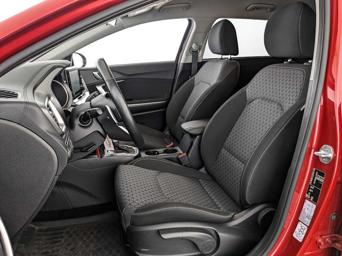 Б/У Киа Сид 2021 года. Фото: #15