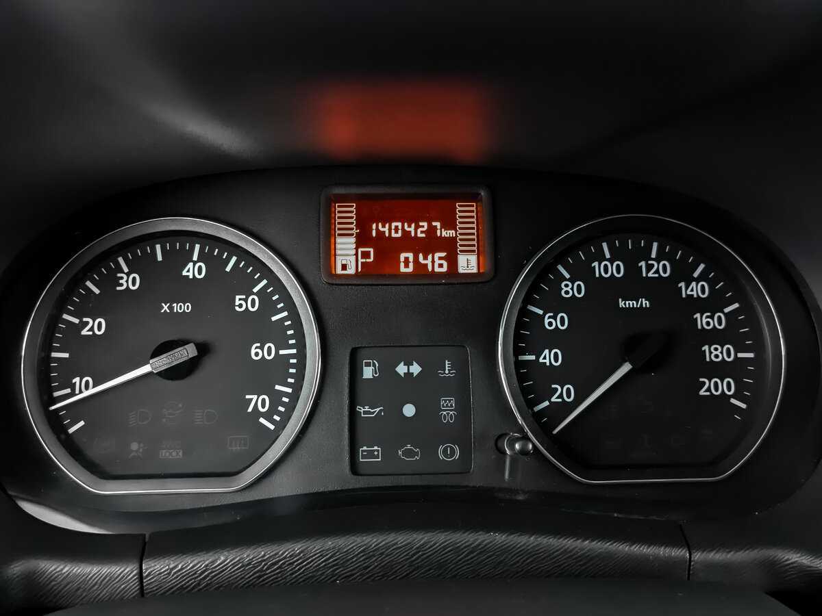 Б/У Ниссан Террано 2015 года. Фото: #11