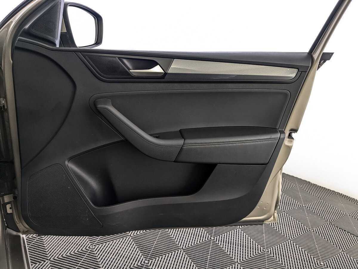 Б/У Фольксваген Поло 2020 года. Фото: #20