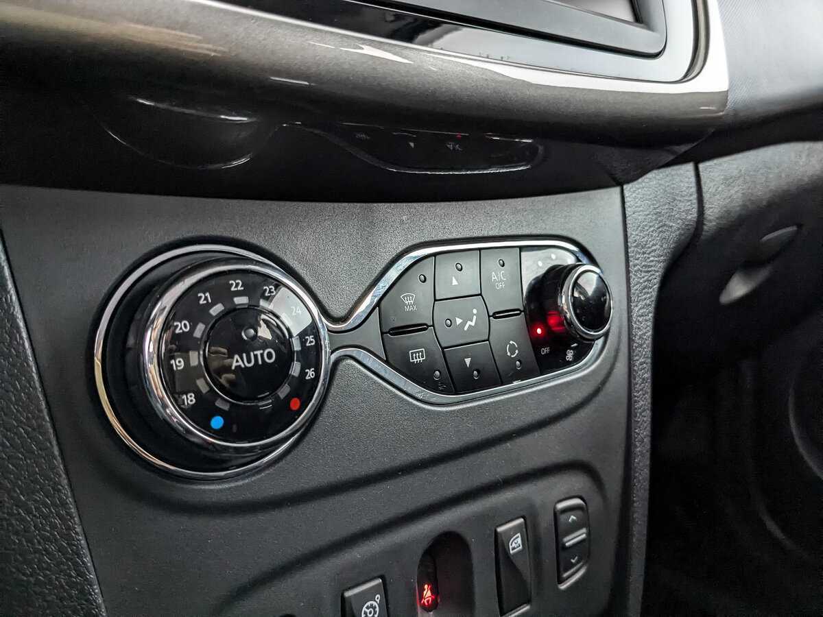 Б/У Рено Сандеро 2021 года. Фото: #16