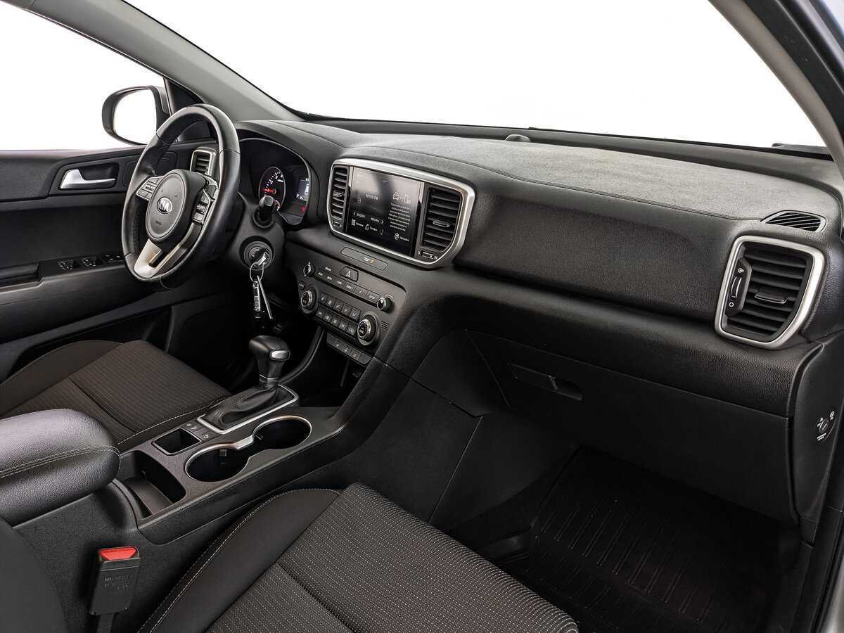 Б/У Киа Спортейдж 2020 года. Фото: #8