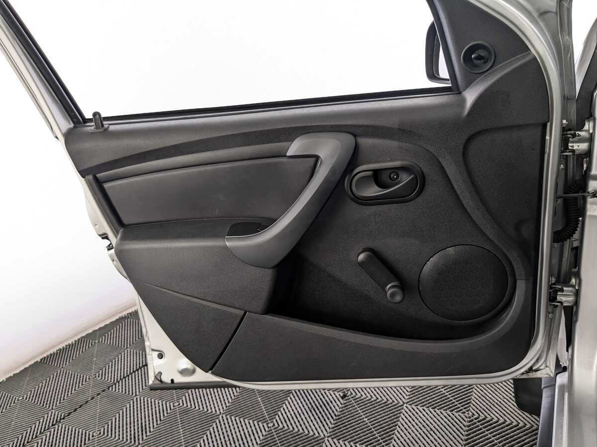 Б/У Рено Дастер 2020 года. Фото: #13