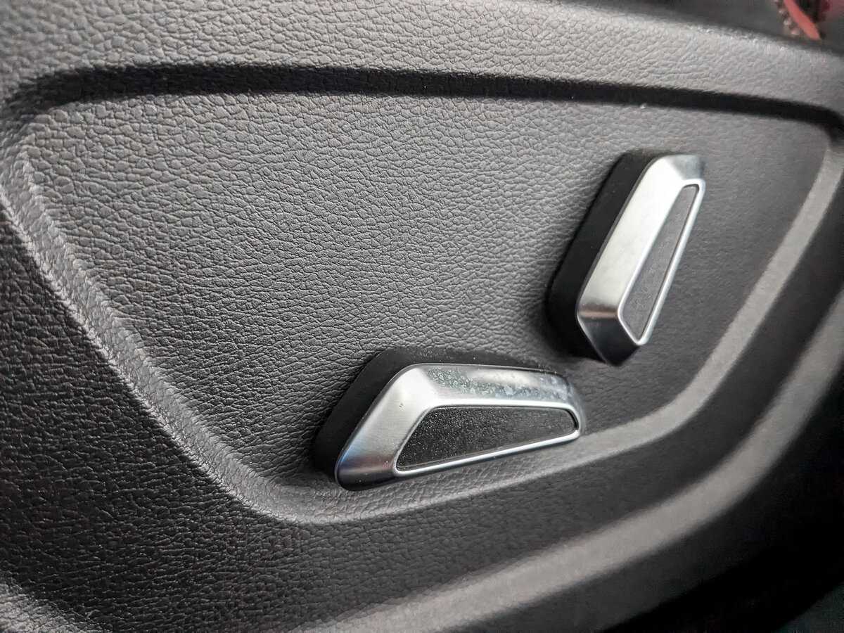 Б/У Джили Кулрэй 2020 года. Фото: #21