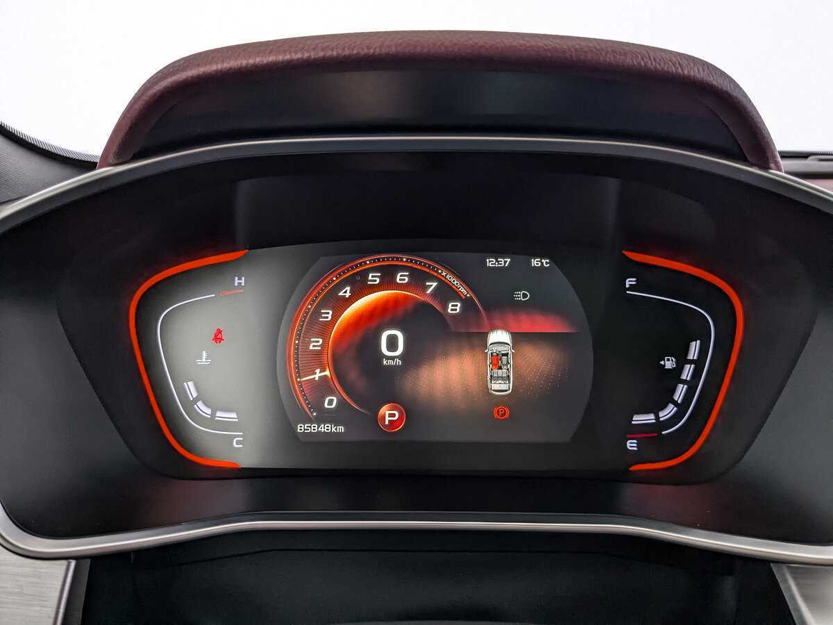 Б/У Джили Кулрэй 2021 года. Фото: #11