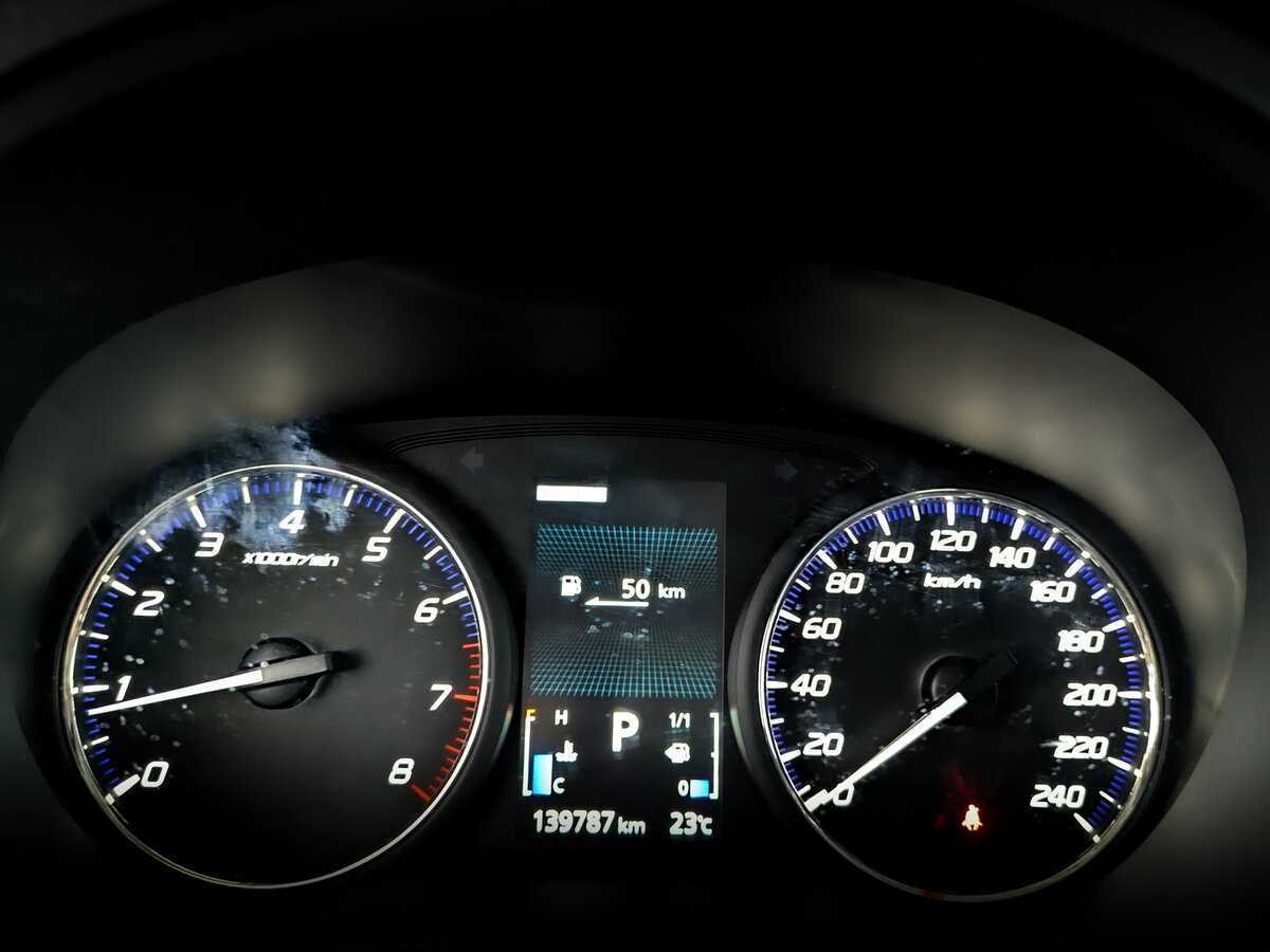 Б/У Митсубиши Оутлэндер 2019 года. Фото: #10