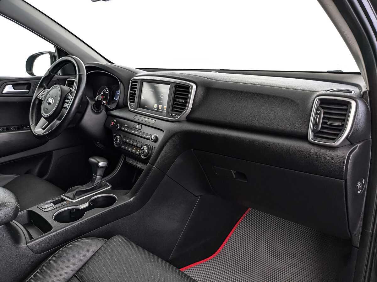 Б/У Киа Спортейдж 2020 года. Фото: #8