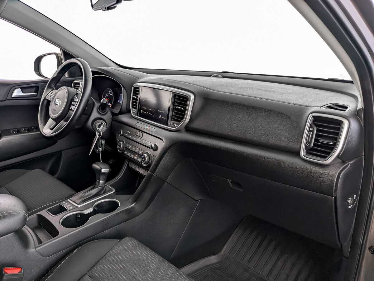 Б/У Киа Спортейдж 2020 года. Фото: #8