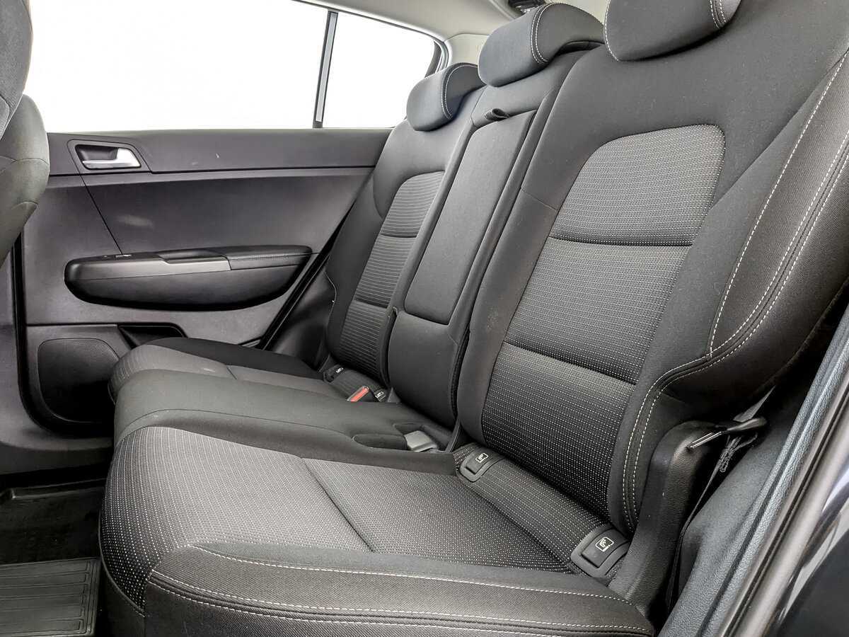 Б/У Киа Спортейдж 2020 года. Фото: #9