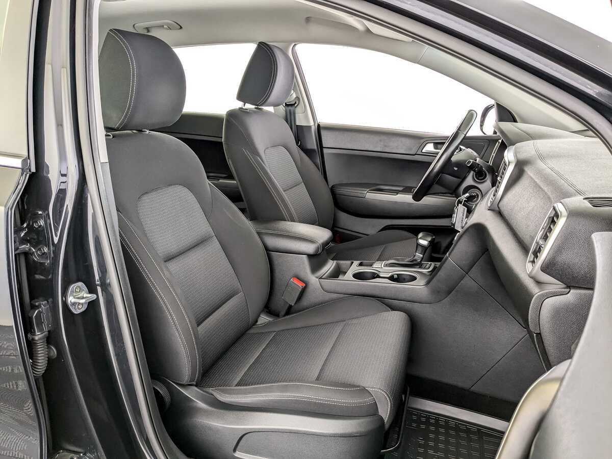 Б/У Киа Спортейдж 2020 года. Фото: #18