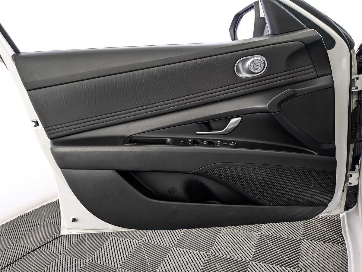 Б/У Хендай Елантра 2021 года. Фото: #14