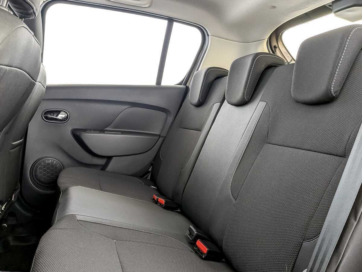 Б/У Рено Сандеро 2021 года. Фото: #9