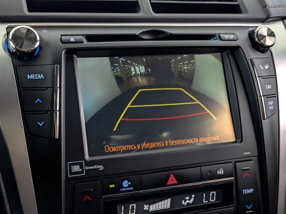 Б/У Тойота Камри 2016 года. Фото: #21