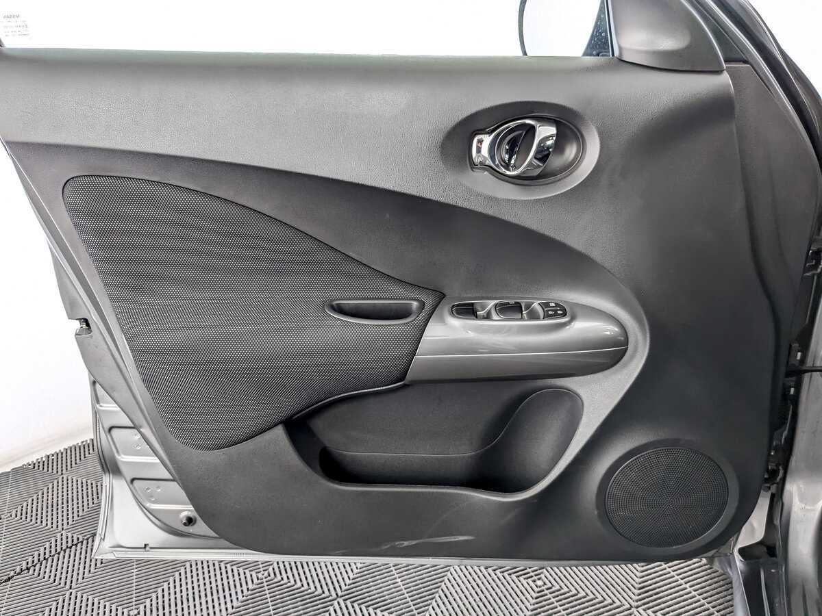 Б/У Ниссан Жук 2012 года. Фото: #13