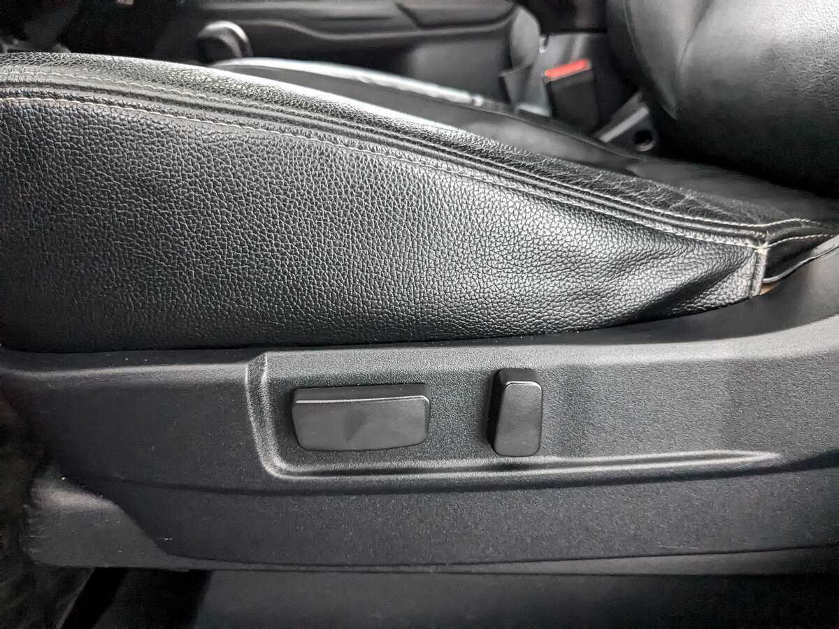 Б/У Митсубиши Оутлэндер 2012 года. Фото: #20