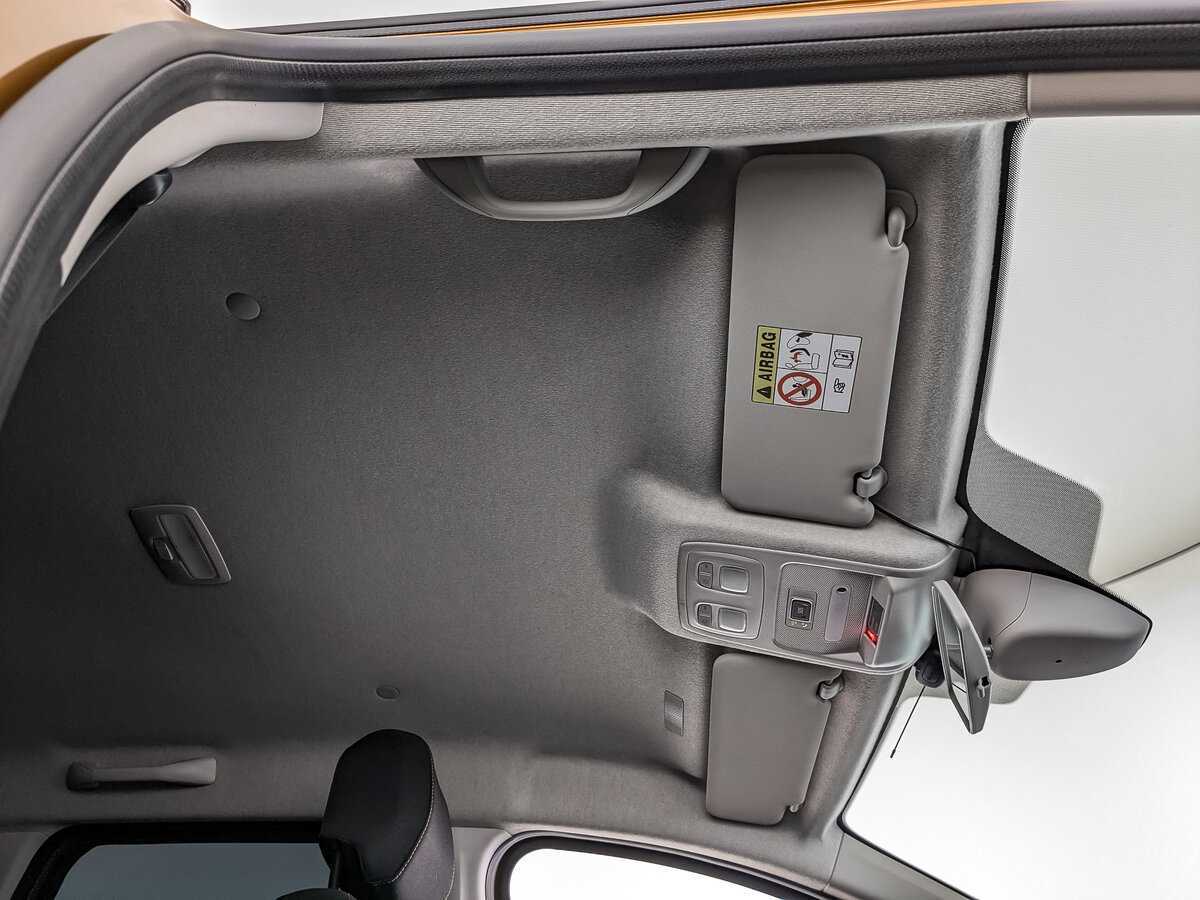 Б/У Рено Дастер 2022 года. Фото: #18