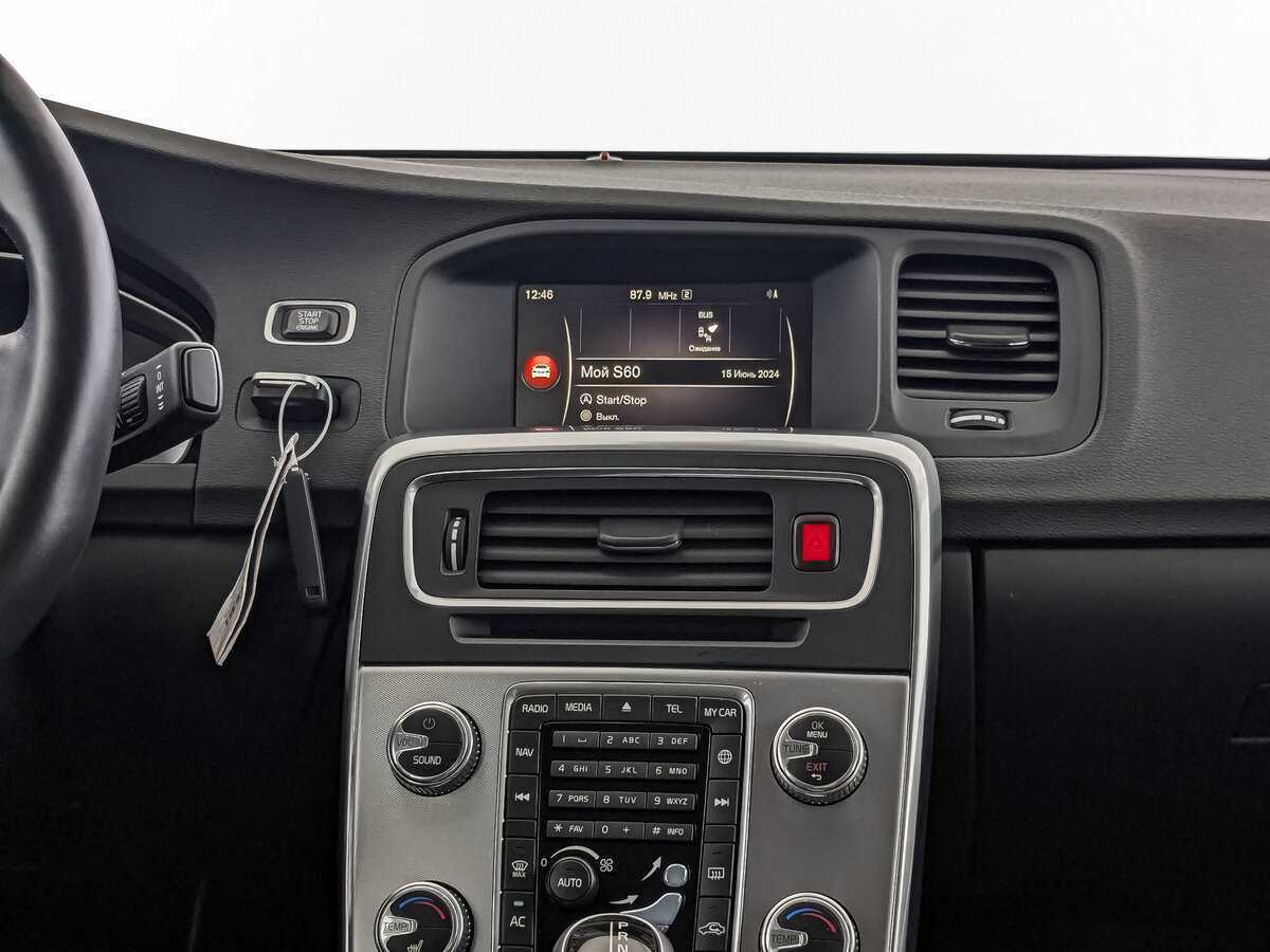 Б/У Вольво С60 2017 года. Фото: #11