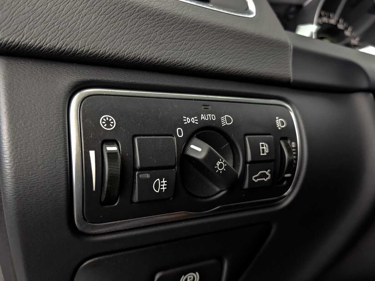 Б/У Вольво С60 2017 года. Фото: #19