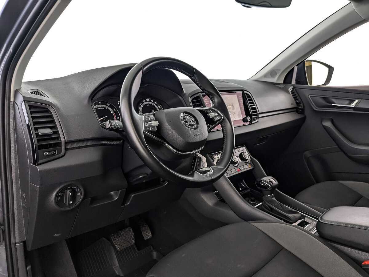 Б/У Шкода Карок 2021 года. Фото: #10