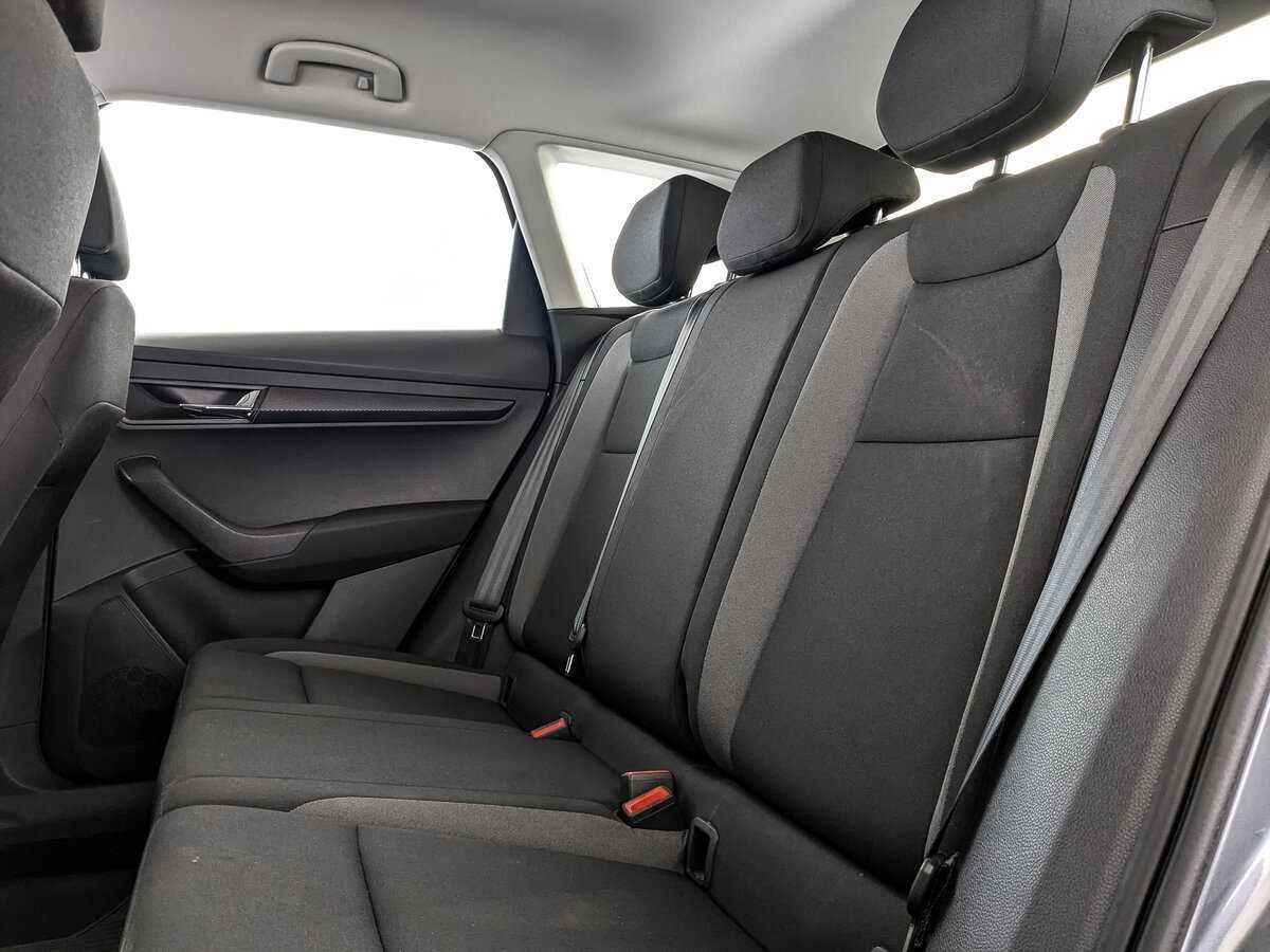 Б/У Шкода Карок 2021 года. Фото: #12