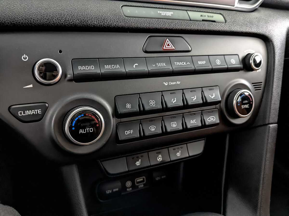 Б/У Киа Спортейдж 2016 года. Фото: #16