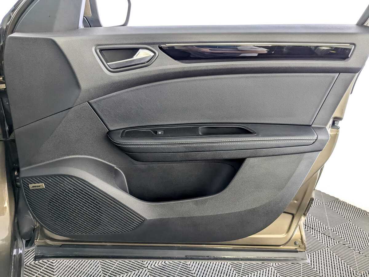 Б/У Рено Аркана 2019 года. Фото: #19