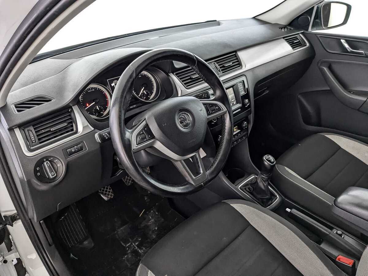 Б/У Шкода Рапид 2017 года. Фото: #10