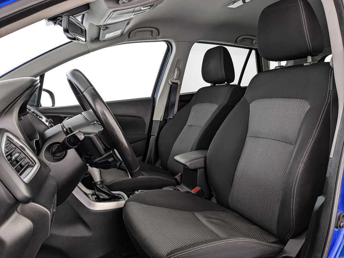 Б/У Сузуки С-Икс4 2014 года. Фото: #15