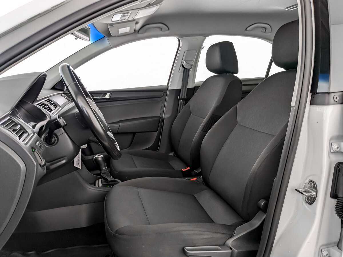 Б/У Шкода Рапид 2019 года. Фото: #15