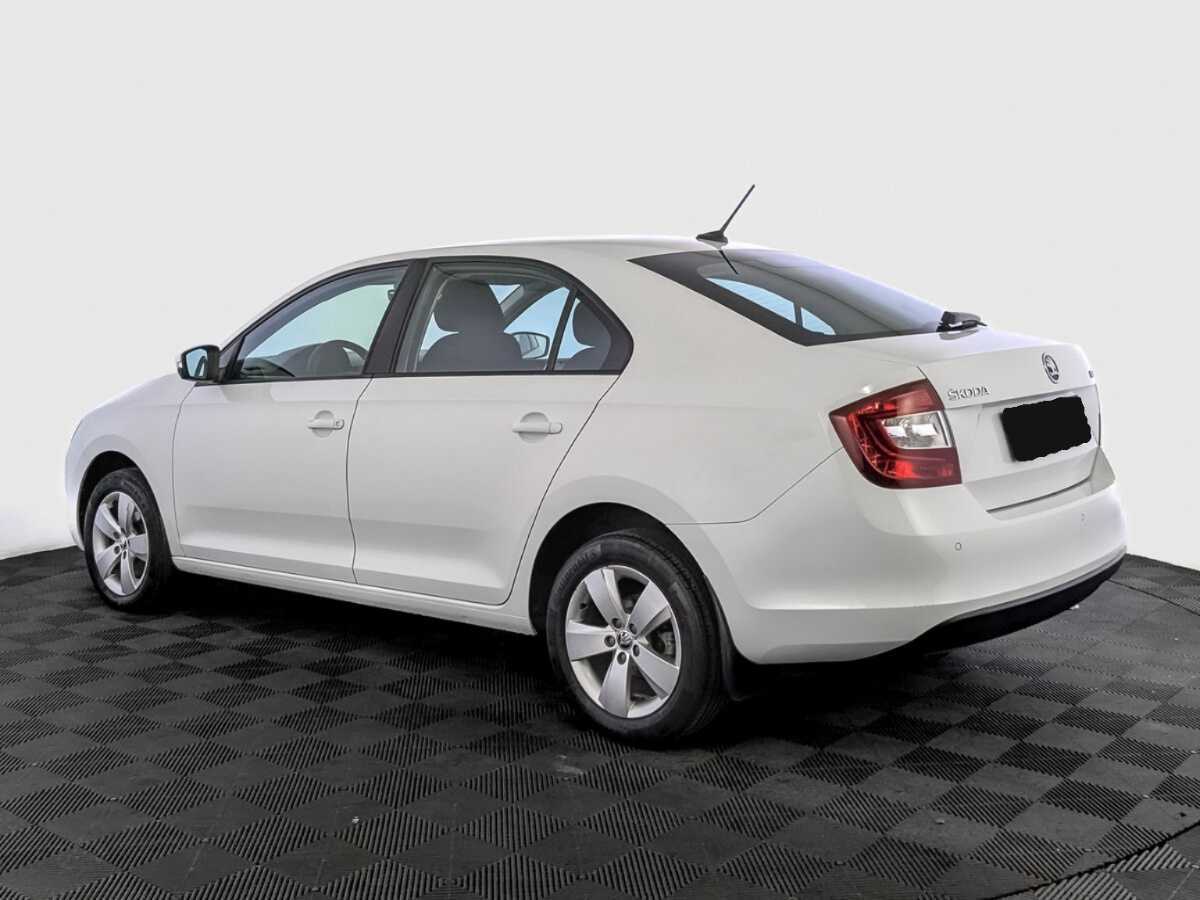 Б/У Шкода Рапид 2018 года. Фото: #6