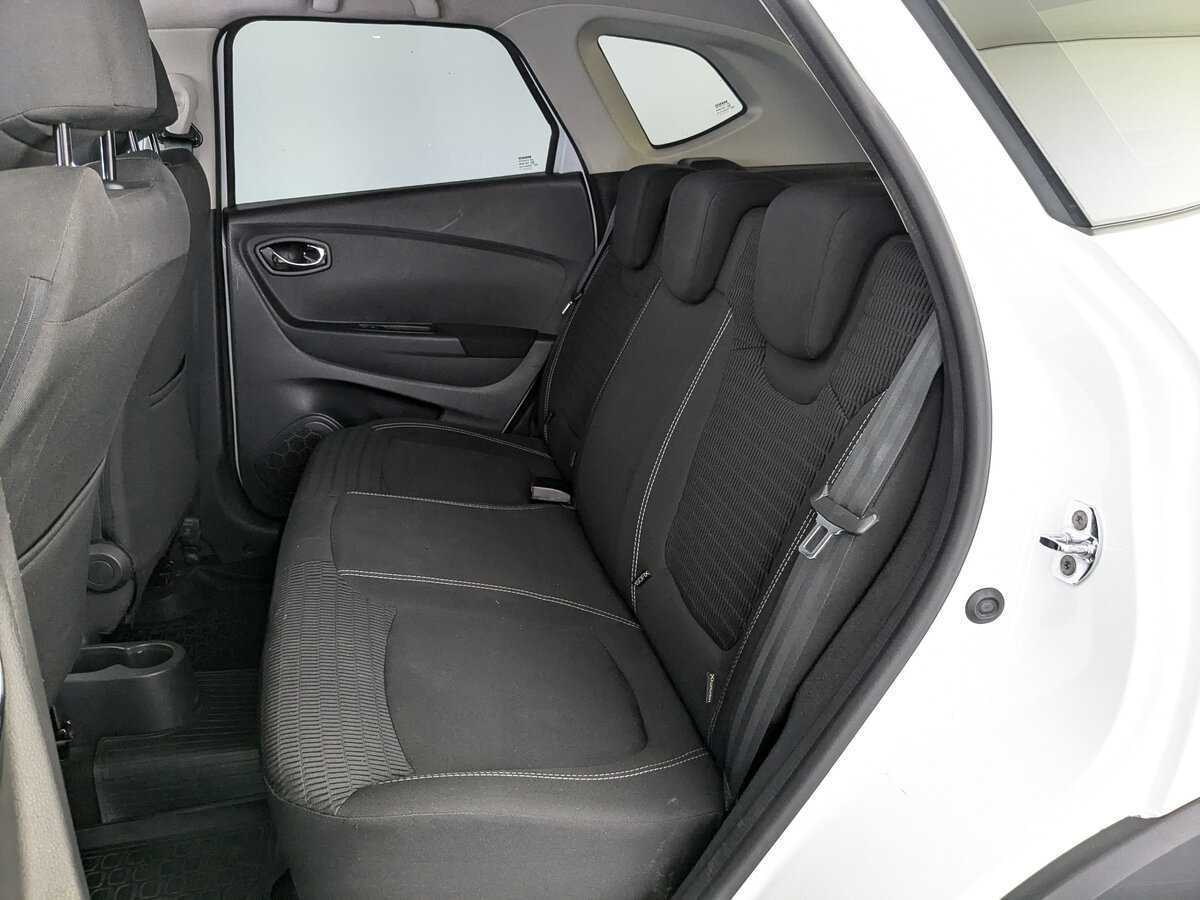 Б/У Рено Каптюр 2020 года. Фото: #13