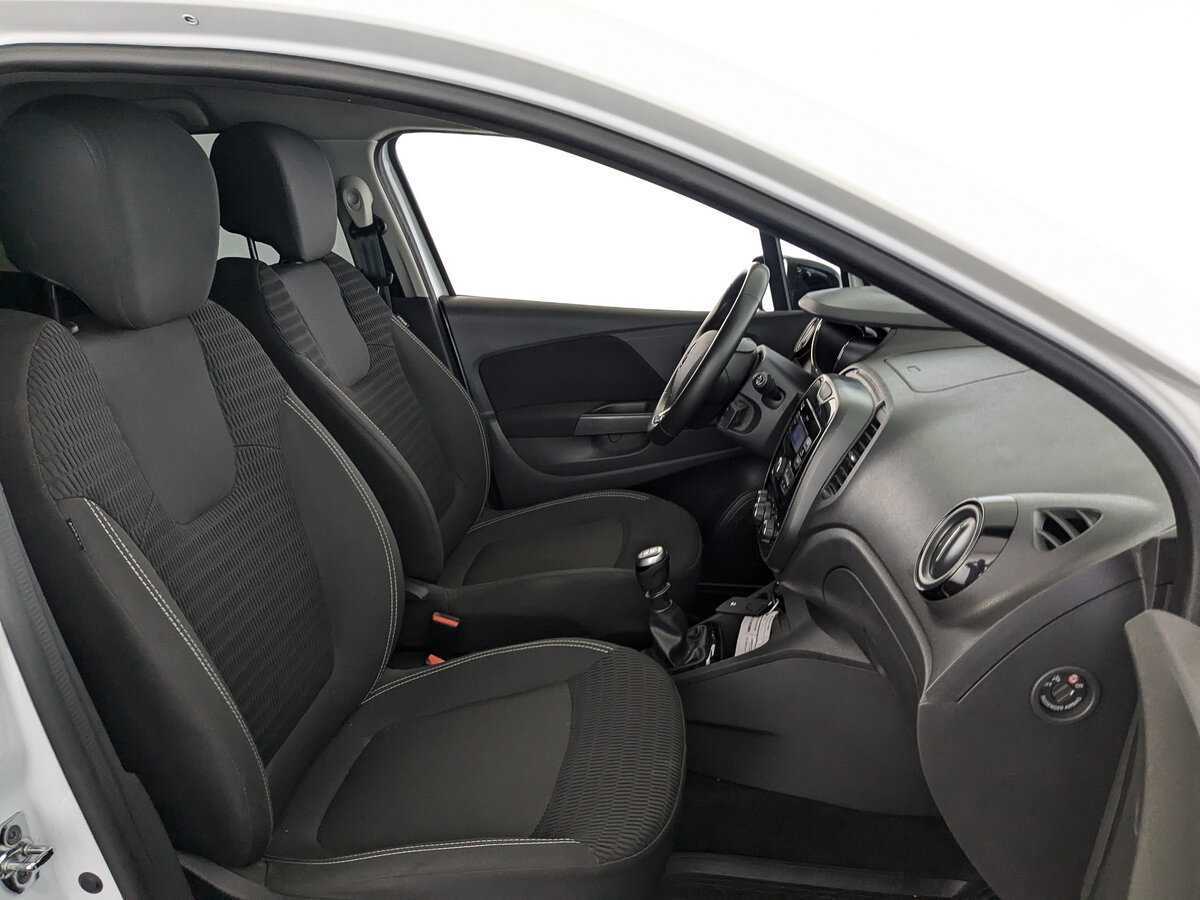 Б/У Рено Каптюр 2020 года. Фото: #18