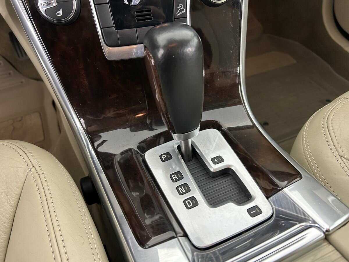 Б/У Вольво ИксЦ60 2012 года. Фото: #12