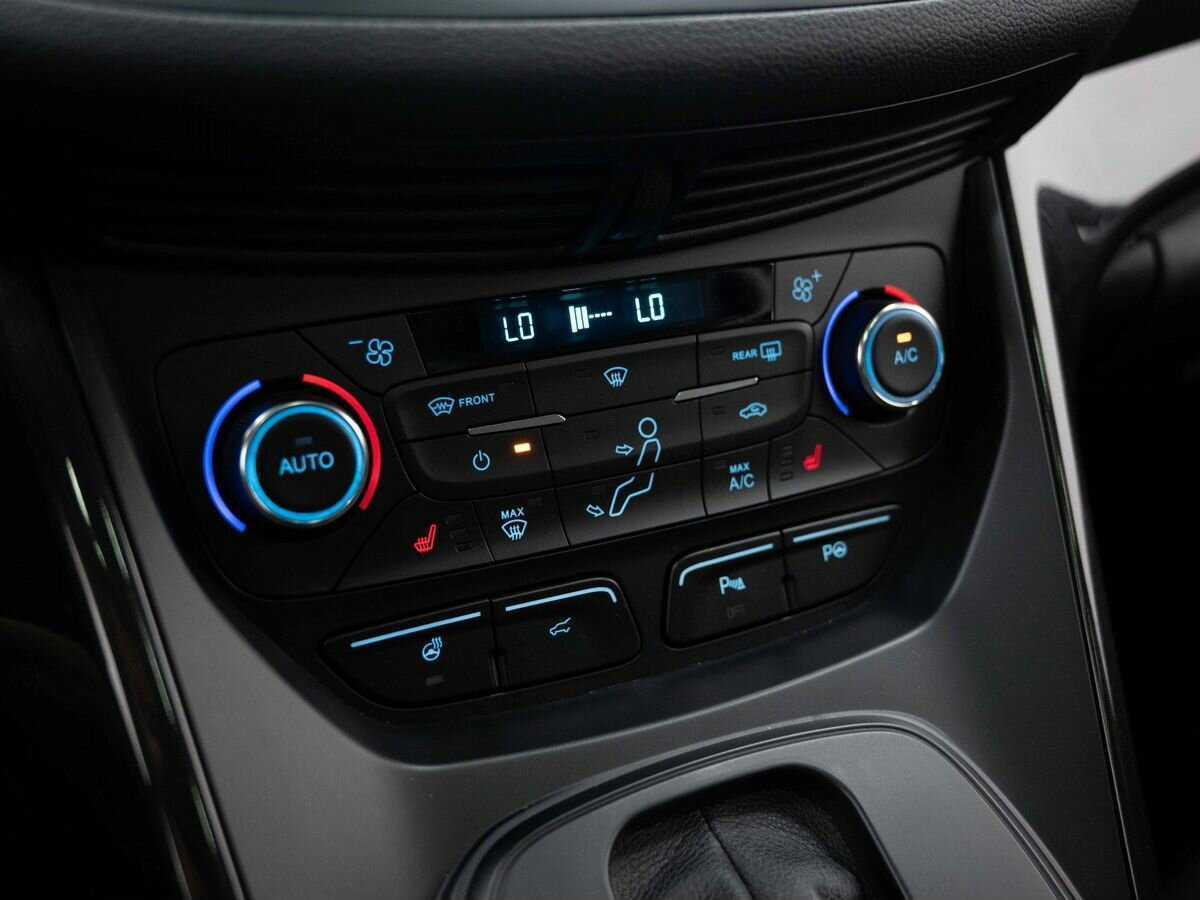 Б/У Форд Куга 2017 года. Фото: #21