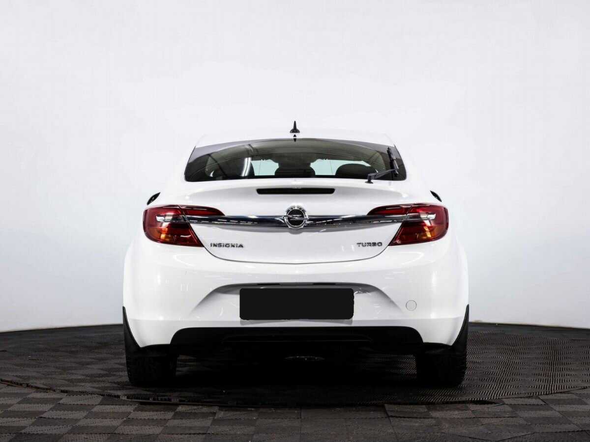 Б/У Опель Инсигния 2014 года. Фото: #4