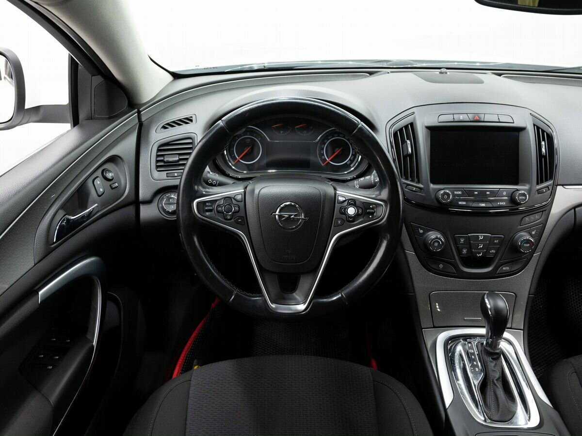 Б/У Опель Инсигния 2014 года. Фото: #13