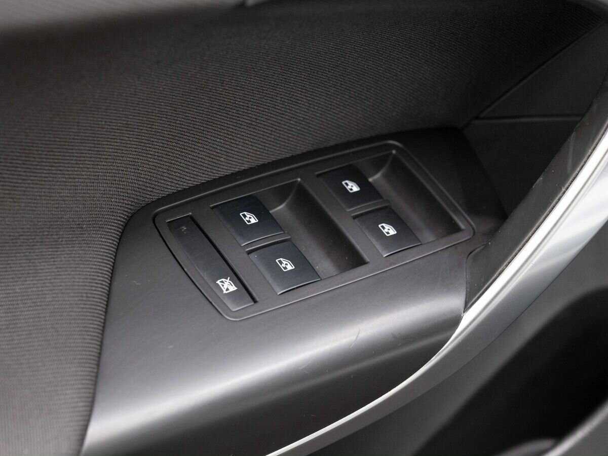 Б/У Опель Инсигния 2014 года. Фото: #17