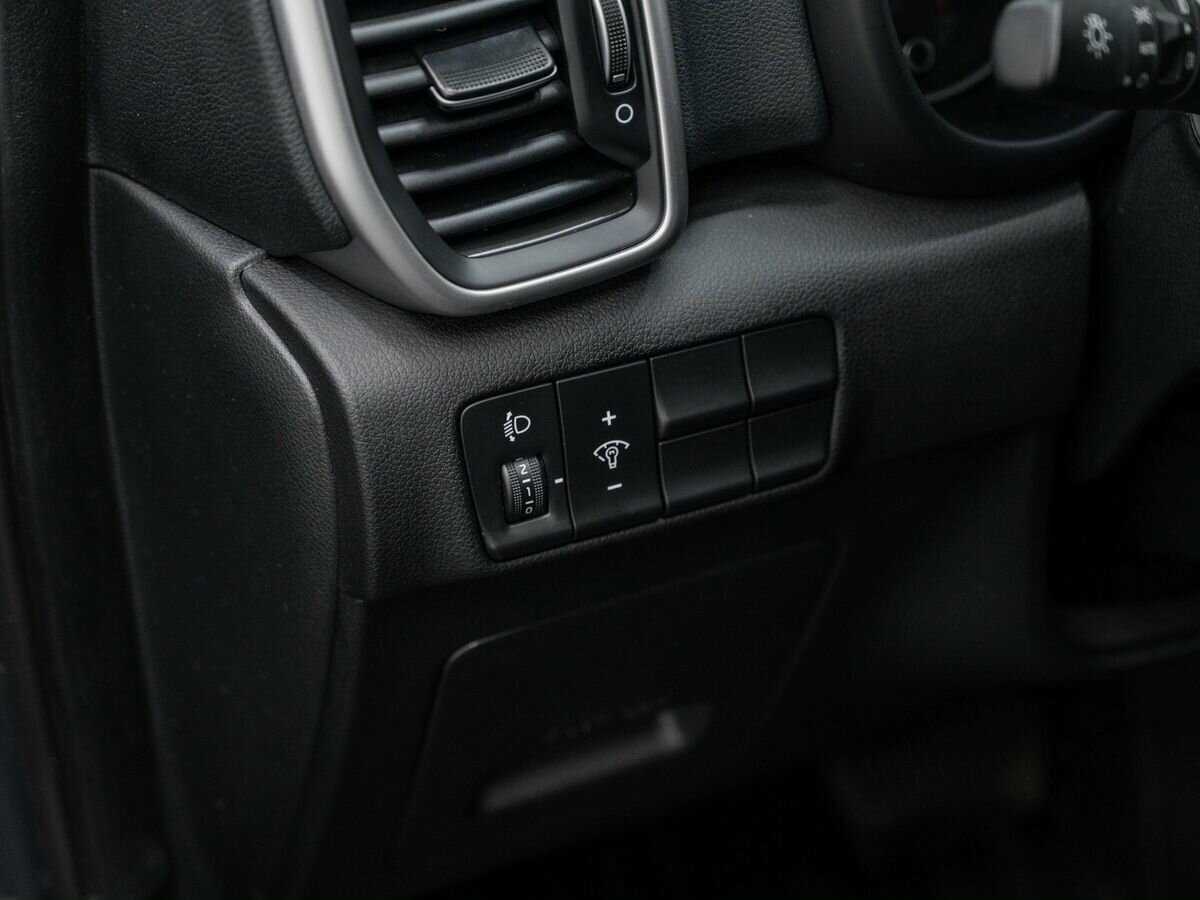 Б/У Киа Спортейдж 2021 года. Фото: #17