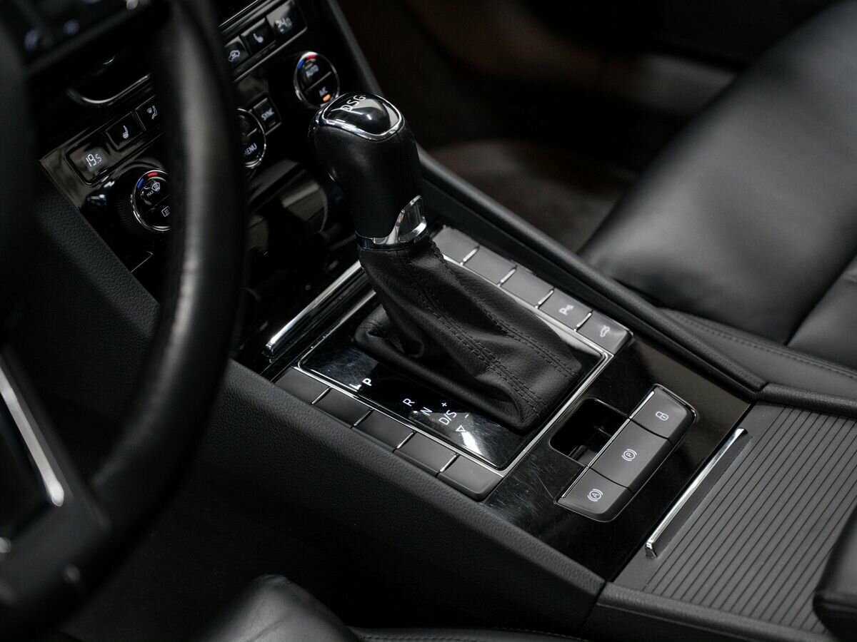 Б/У Шкода Суперб 2018 года. Фото: #19