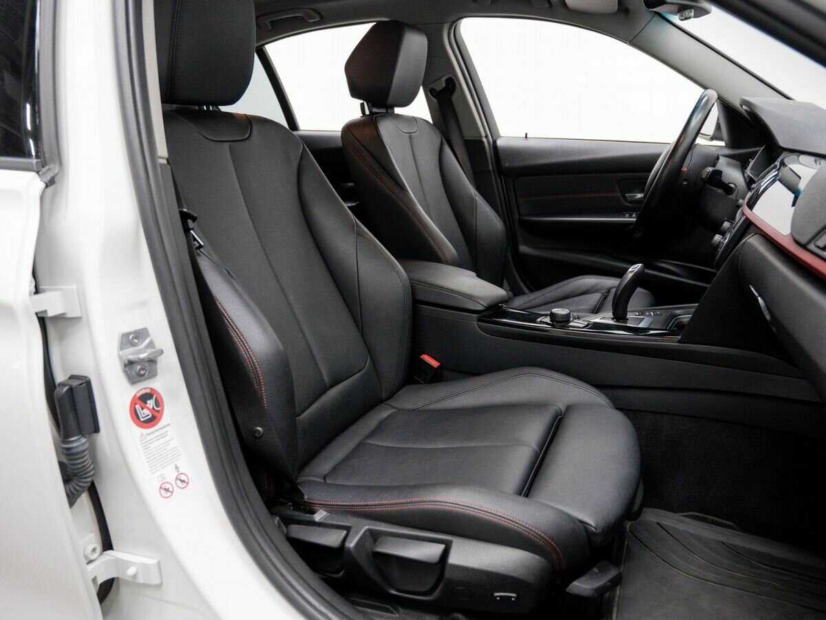 Б/У БМВ 3 серии 2013 года. Фото: #7